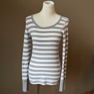 Long Sleeves Striped T-Shirt